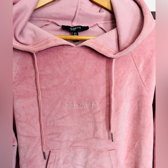 BRUNETTE women’s M/L dusty rose velour crop hoody in like new condition - Picture 6 of 7